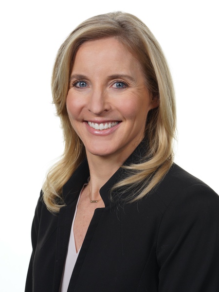 Dr. Carla Mack is Global Head of Professional Affairs at Alcon