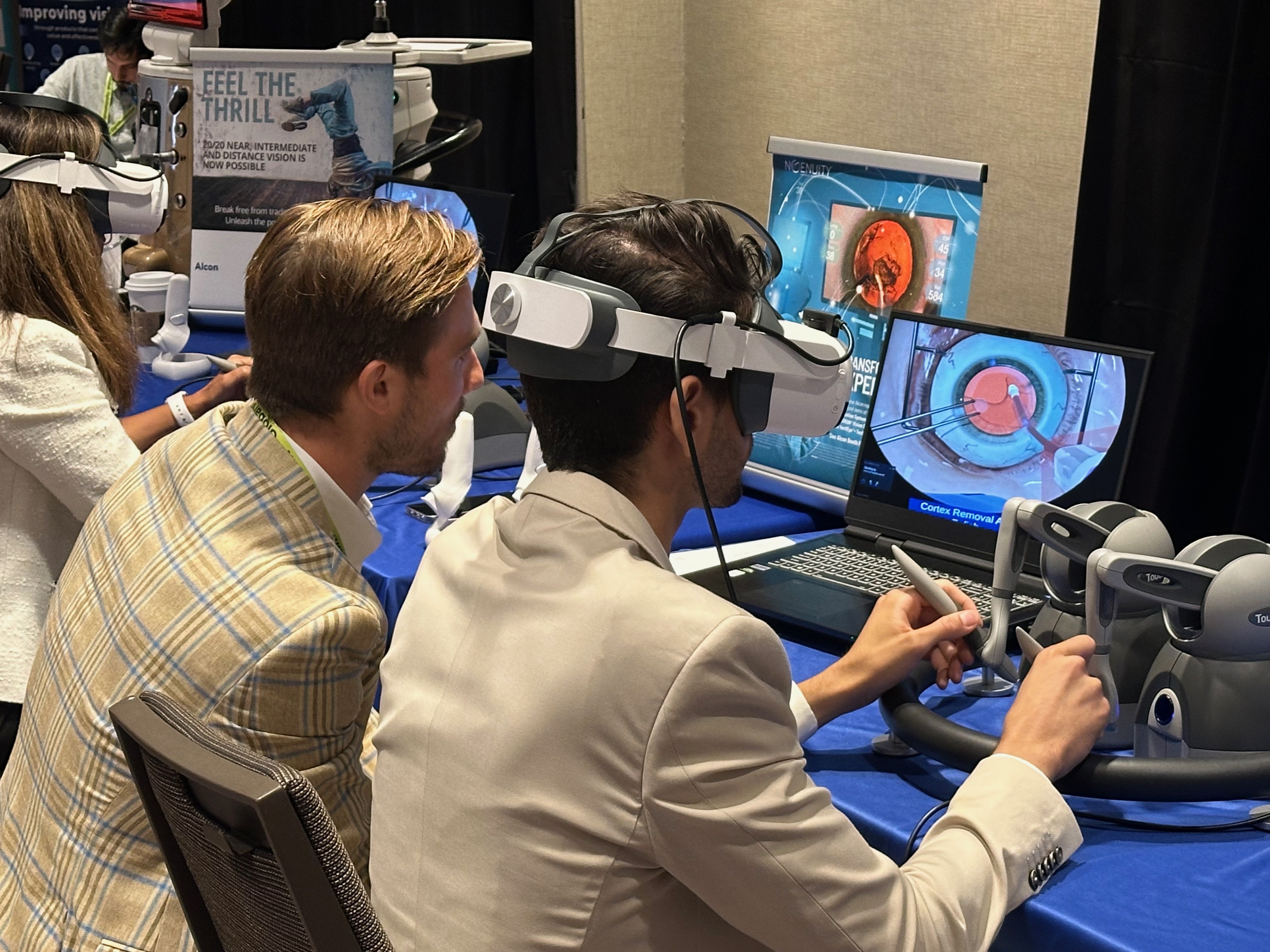 People using Fidelis Simulator for trainingAlt text