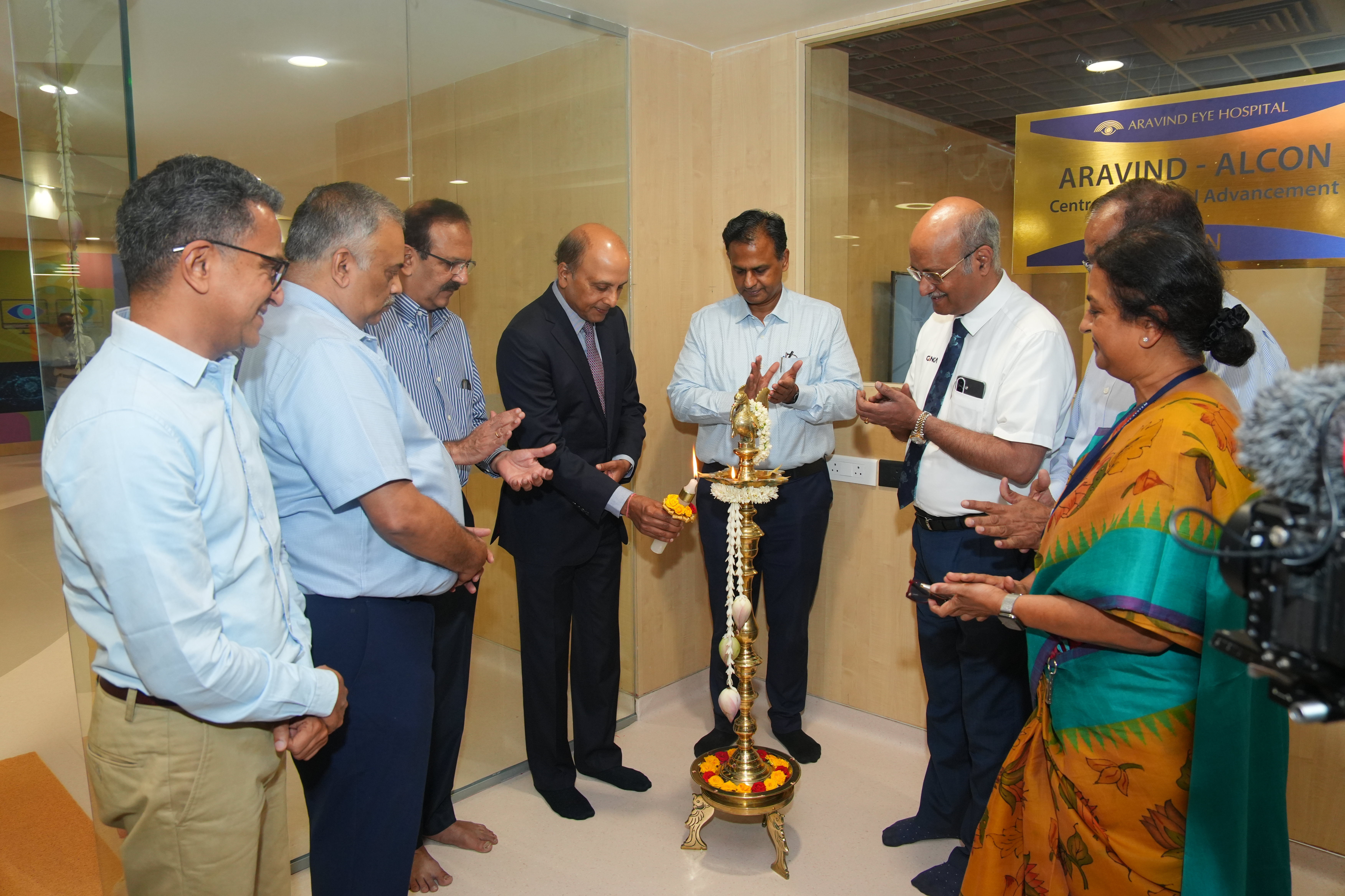 Group of people watching ceremonial opening of Aravind Retina Centre of Excellence in Coimbatore, India